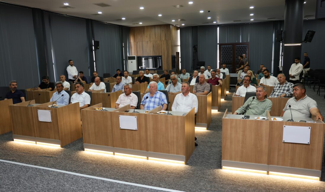 Toroslar Belediye Başkanı Abdurrahman Yıldız, ilçenin merkez ve kırsal mahalle
