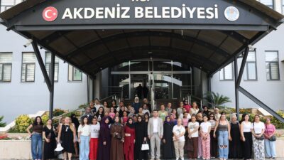 Akdenizli Anne ve Kızları Silifke Gençlik Kampında Buluşuyor Akdeniz Kaymakamlığı, Akdeniz Belediyesi ve Gençlik ve Spor İl Müdürlüğü