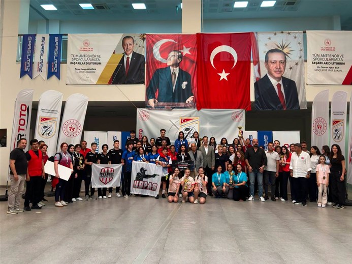 HAVALI SİLAHLAR TÜRKİYE ŞAMPİYONASI SONA ERDİ Mersin’in ev sahipliğinde düzenlenen Havalı Silahlar Türkiye Şampiyonası sona erdi.