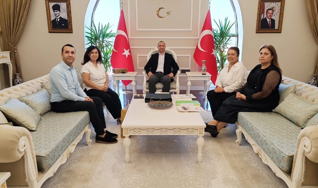 5. ULUSLARARASI TARSUS FESTİVALİ İÇİN HAZIRLIKLAR TÜM HIZIYLA SÜRÜYOR Mersin Büyükşehir Belediyesi tarafından bu yıl beşincisi düzenlenecek Uluslararası Tarsus