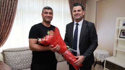 Başkan V. Murat Beşikci, Şehit Yakınlarını ve Gazi Ailelerini Ziyaret Etti Akdeniz Kaymakamı ve Belediye Başkan V. Murat Beşikci, 15 Temmuz
