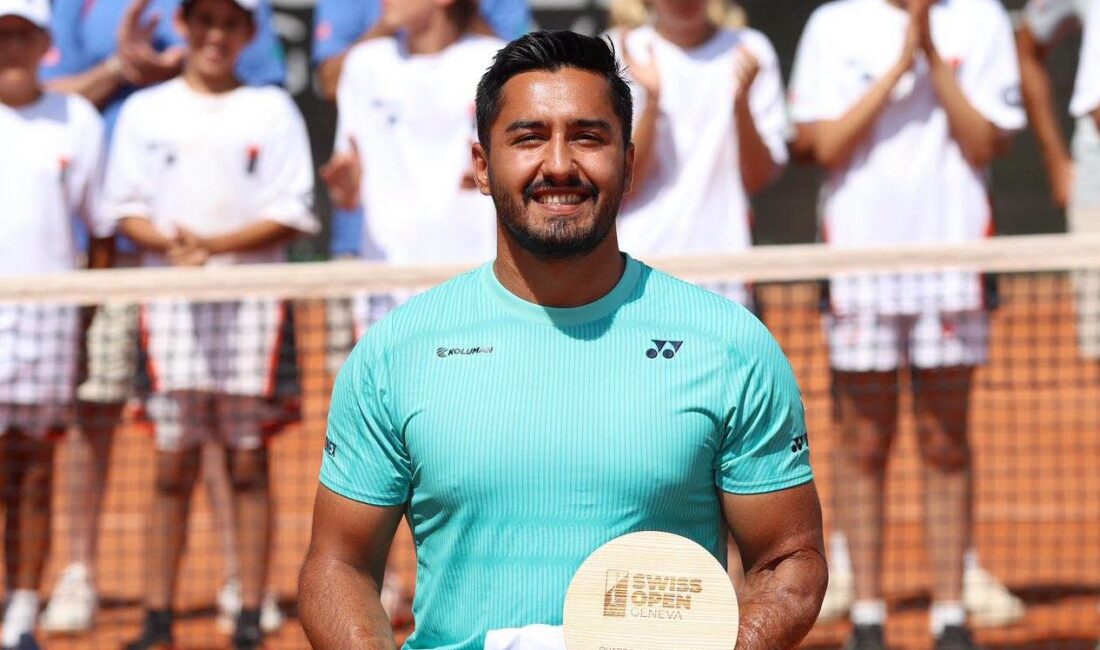 Ahmet Kaplan İsviçre’de Şampiyon Mersinli milli sporcu Ahmet Kaplan, Swiss Open finalinde rakibi Leon