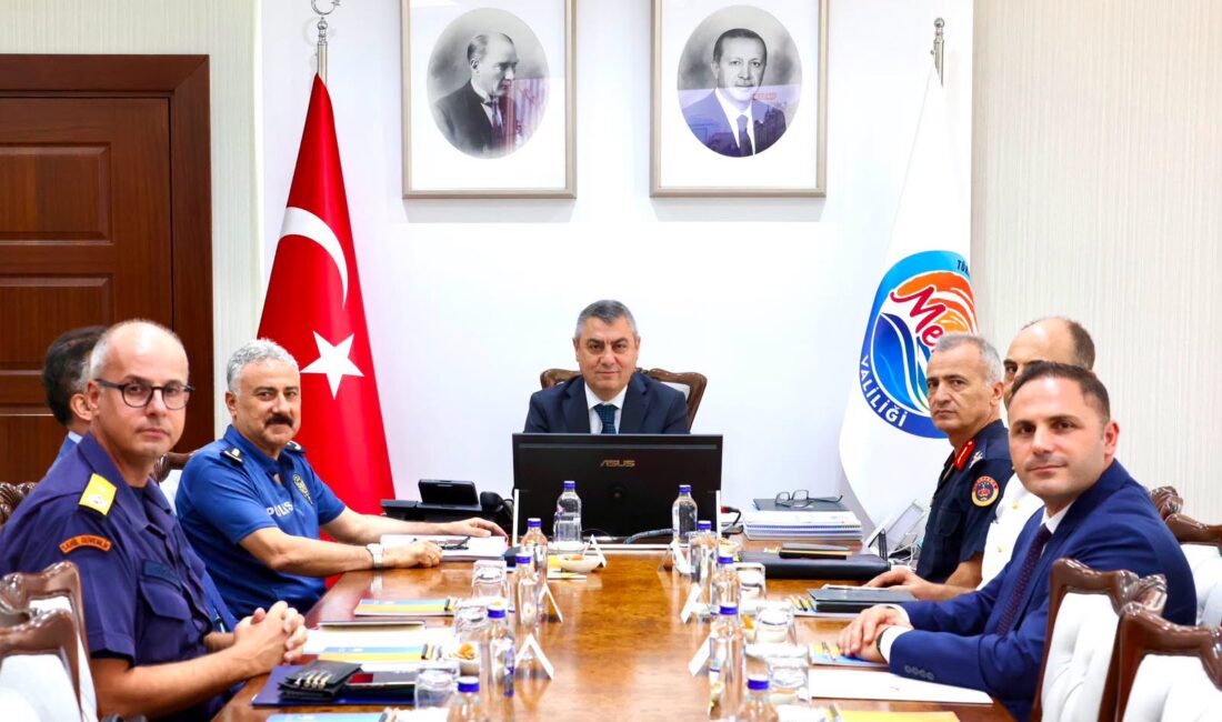 Mersin Valisi Atilla Toros başkanlığında, Güvenlik ve Asayiş Değerlendirme Toplantısı