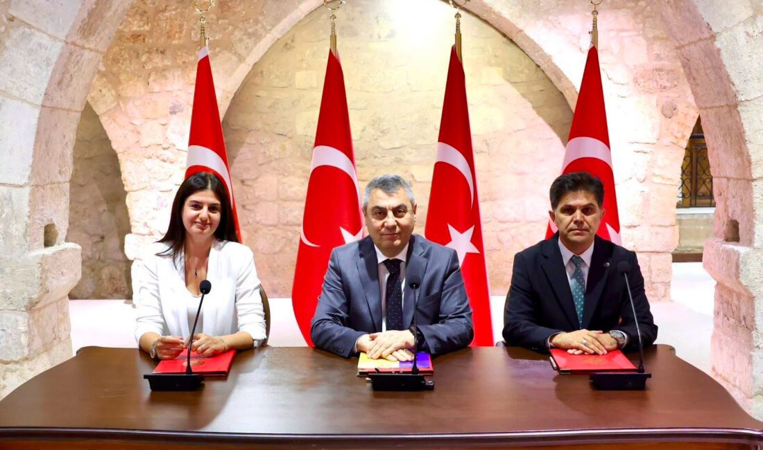 EK BİNAYA MASAL EVİ Mersin Valisi Atilla Toros’un himayelerinde, Mergen Gayrimenkul Ticaret A.Ş. Yöneticisi