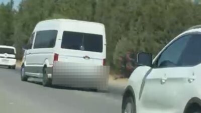 Mersin’de trafiği tehlikeye düşürecek şekilde şerit değiştiren minibüs sürücüsü sanal