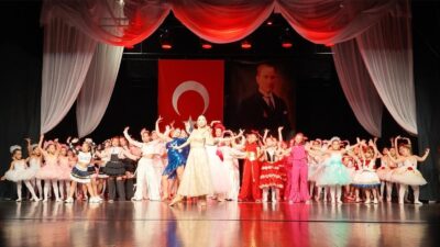 Mersin‘de Türkiye Dans Federasyonu Dans Antrenörü ve Dans Hakemi İlknur