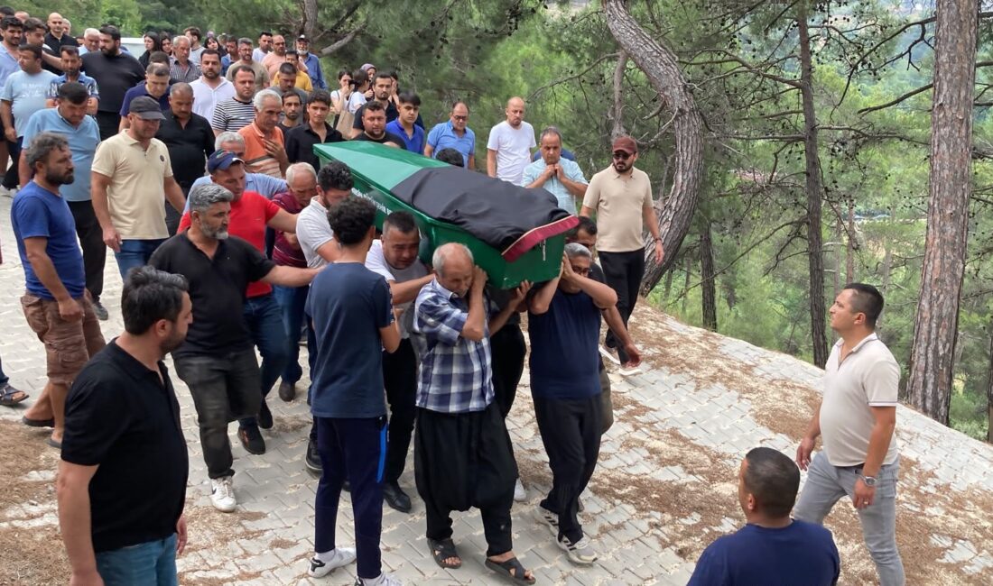 Mersin‘in Erdemli ilçesi Alata Mahallesi’nde otomobil çarpması sonucu hayatını kaybeden