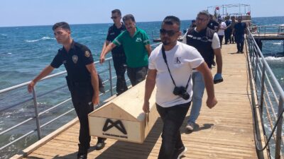 Mersin‘in Erdemli ilçesinde Kızkalesi açıklarında ceset bulundu. Olay, ilçeye bağlı