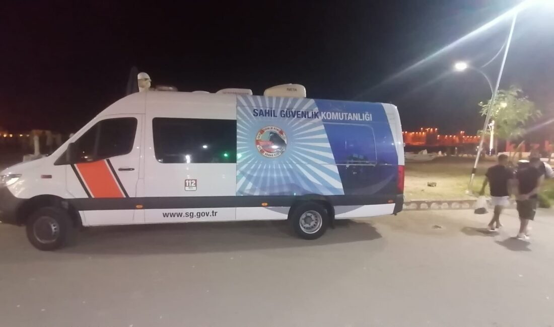 Denizde 3 gündür aranan şahıs karada sağ bulundu Mersin‘de Kızkalesi sahilinde girdiği denizden geri dönmediği ihbar edilen şahıs,
