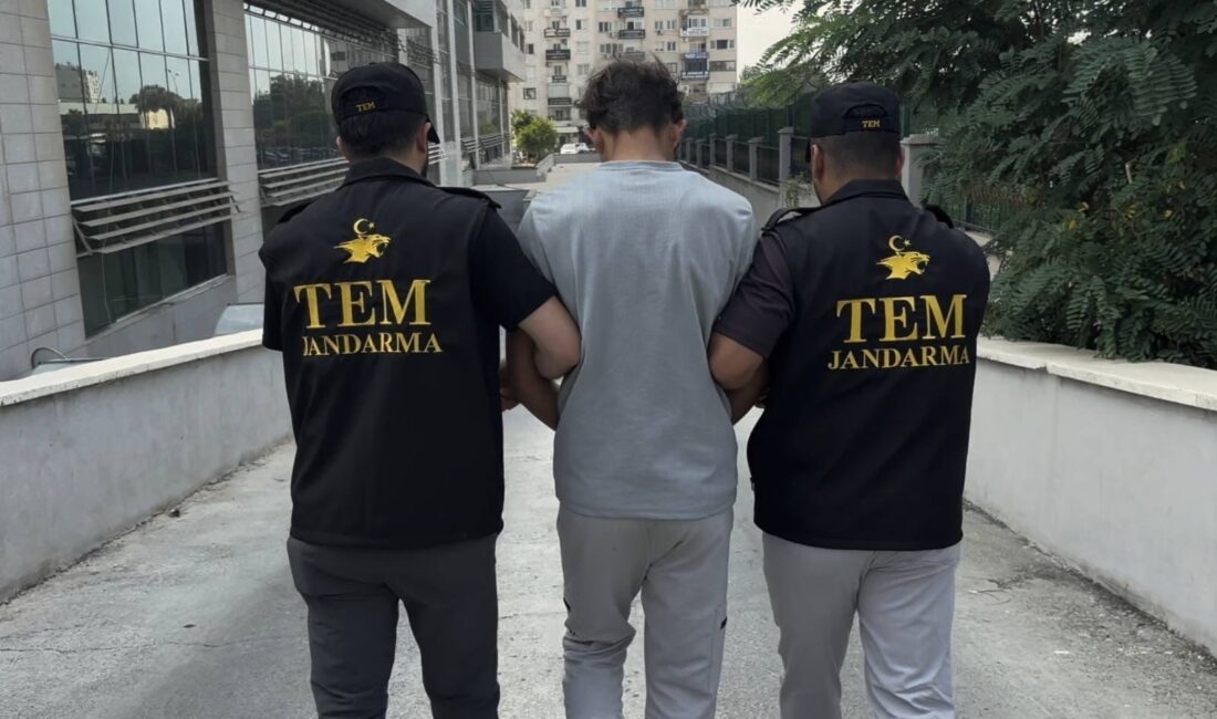 Mersin’de terör operasyonunda yakalanan şüpheli tutuklandı Mersin’de jandarma ile MİT’in düzenlediği operasyonda, TKP-ML silahlı terör örgütüne