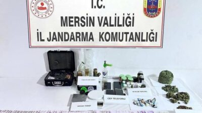 Mersin‘in Silifke ilçesinde jandarma ekipleri tarafından düzenlenen operasyonda 1 kilo