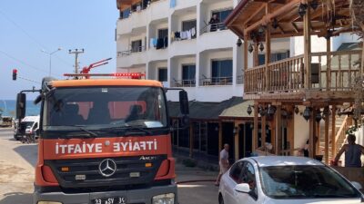 Mersin‘in Erdemli ilçesindeki bir otel odasında çıkan yangında dumandan etkilenen