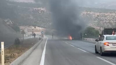 Mersin’in Mut ilçesinde farklı noktalarda vinç ile minibüste çıkan yangın