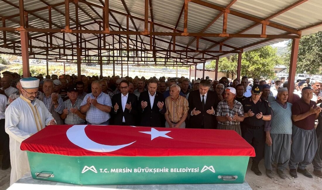 Kore Gazisi askeri törenle son yolculuğuna uğurlandı Mersin’in Silifke ilçesinde hayatını kaybeden Kore Gazisi Topçu Er Duran