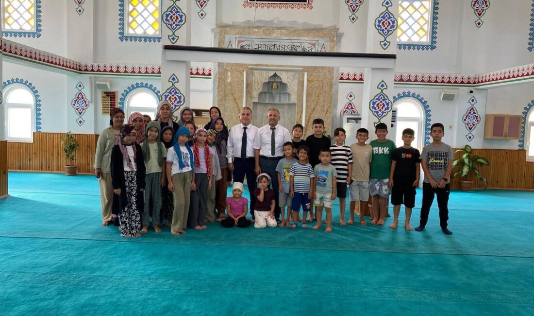 Yaz Kur’an Kursu Öğrencilerine Anlamlı Ziyaret Mersin Üniversitesi Rektörü Prof. Dr. Erol Yaşar, Erdemli Müftülüğüne bağlı