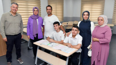 MERSİN BÜYÜKŞEHİR BELEDİYESİ EĞİTİME VERDİĞİ DESTEĞİN MEYVELERİNİ TOPLUYOR Mersin Büyükşehir Belediyesi Sosyal Hizmetler Dairesi Başkanlığı bünyesinde hizmet veren