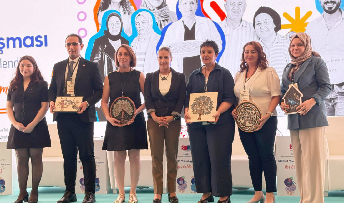 MERSİN BÜYÜKŞEHİR’İN PROJELERİ SEECO’DA BEĞENİ TOPLADI Mersin Büyükşehir Belediyesi Sosyal Hizmetler Dairesi Başkanlığı bünyesindeki Halkkent MERCEK
