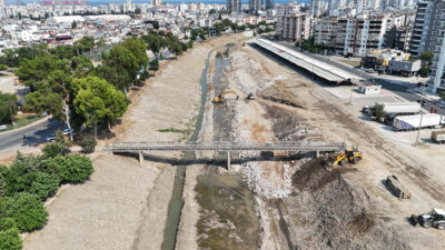 MÜFTÜ DERESİ YAŞAM VADİSİ PROJESİ’NİN BİRİNCİ ETAP ÇALIŞMALARI BAŞLADI Kentin çehresini değiştirecek mega projelerle adından sıkça söz ettiren Mersin