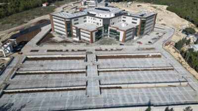 AK Parti Mersin Milletvekili ve Kamu İktisadi Teşebbüsleri Komisyonu Üyesi