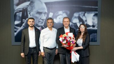 Semih Palamut: Vahap Seçer’in Türkiye Belediyeler Birliği Başkanlığı Mersin İçin Gurur Vericidir Cumhuriyet Halk Partisi Akdeniz İlçe Başkanı Semih Palamut, Türkiye Belediyeler