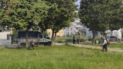 Akdeniz Belediyesi Park ve Bahçeler Müdürlüğü ekipleri, vatandaşların daha sağlıklı,