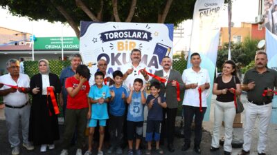 TOROSLAR BELEDİYESİNDEN EĞİTİME BÜYÜK YATIRIM: 7. OKUMA SALONU HİZMETE AÇILDI Toroslar Belediyesi, eğitim alanındaki yatırımlarına bir yenisini daha ekleyerek ilçedeki
