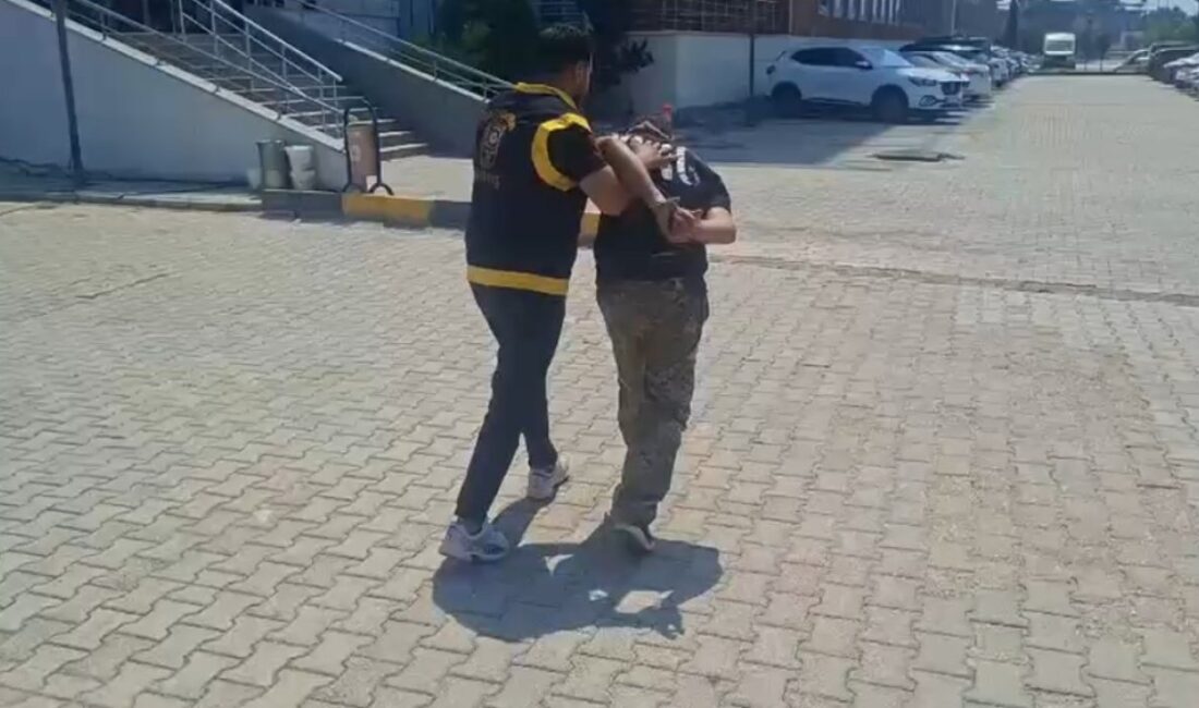 16 yıl hapisle aranan şahıs hudut kapısından girerken yakalandı Mersin’in Silifke ilçesinde polis, 16 yıl 1 ay 21 gün