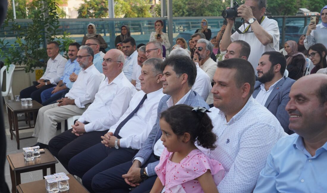 İl Millî Eğitim Müdürü Muhammed Özdemirci, İlim Yayma Cemiyeti Kız