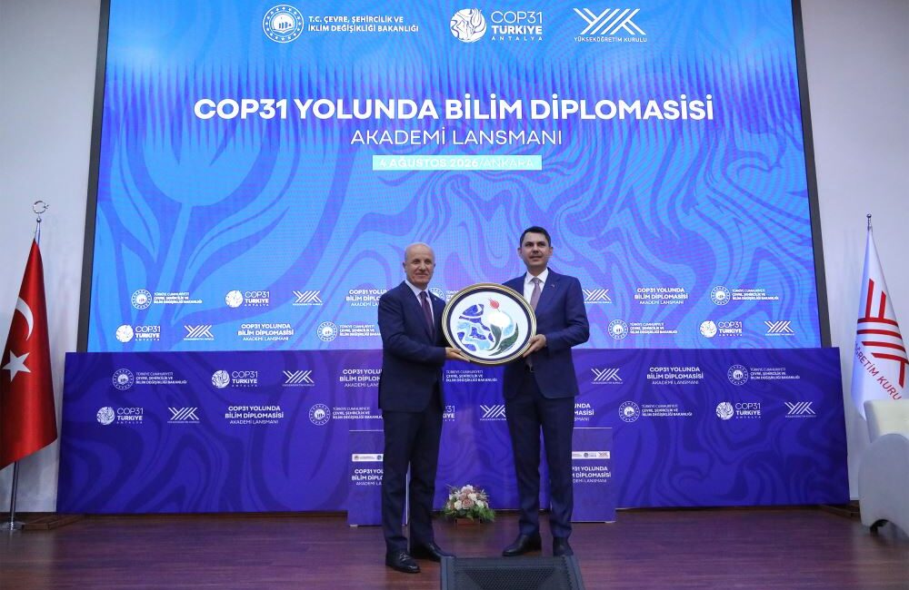 Tarsus Üniversitesi COP31 Akademi Lansmanı’na Katıldı klim değişikliğiyle mücadele ve sürdürülebilir bir gelecek hedefi doğrultusunda Türkiye’nin