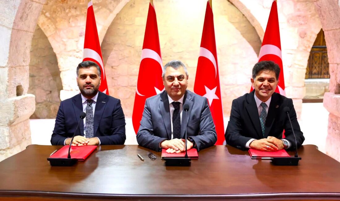 “Zanaatı Değere Dönüştürüyoruz, Okul Mescitlerini İyileştiriyoruz” Projesi kapsamında iş birliği protokolü imzalandı Mersin Valisi Atilla Toros’un himayelerinde, Müstakil Sanayici ve İşadamları Derneği