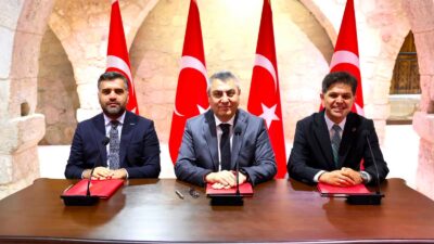 “Zanaatı Değere Dönüştürüyoruz, Okul Mescitlerini İyileştiriyoruz” Projesi kapsamında iş birliği protokolü imzalandı Mersin Valisi Atilla Toros’un himayelerinde, Müstakil Sanayici ve İşadamları Derneği