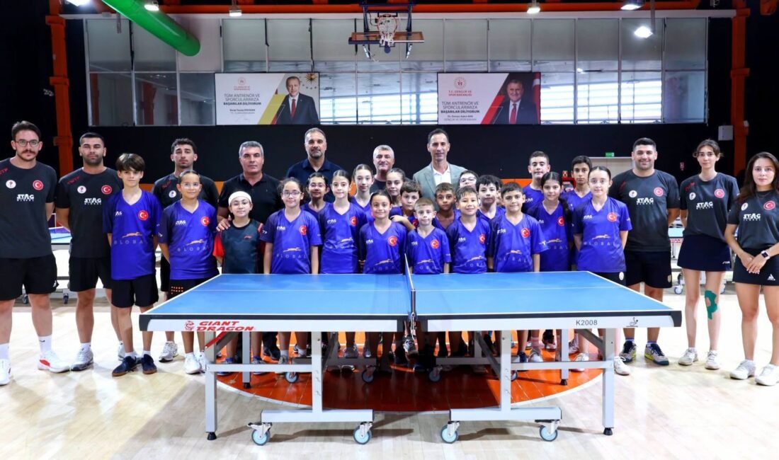 Mersin Gençlik ve Spor İl Müdürü Göksun Öz, Masa Tenisi