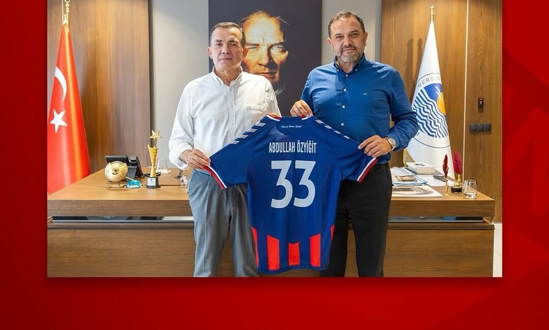 Yeni Mersin İdmanyurdu Kulüp Başkanı Murat Altındere ve Yönetim Kurulu
