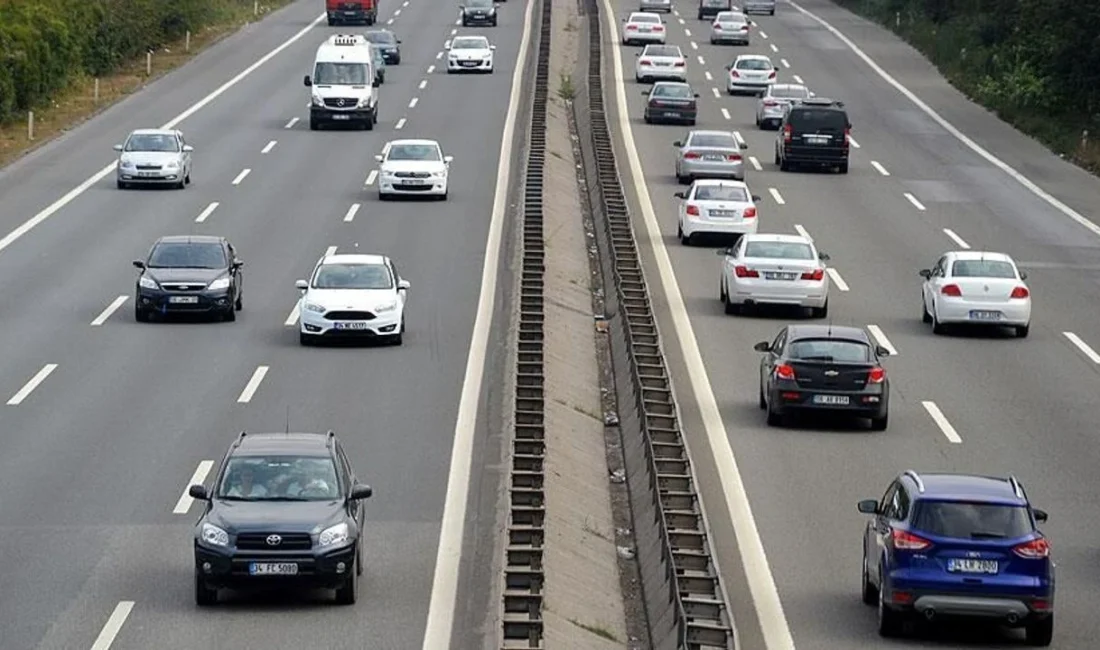 Mersin’de Temmuz ayında 4 bin 217 adet taşıtın trafiğe kaydı yapıldı Türkiye’de Temmuz ayında 207 bin 508 adet taşıtın trafiğe kaydı yapıldı. Mersin’de Temmuz