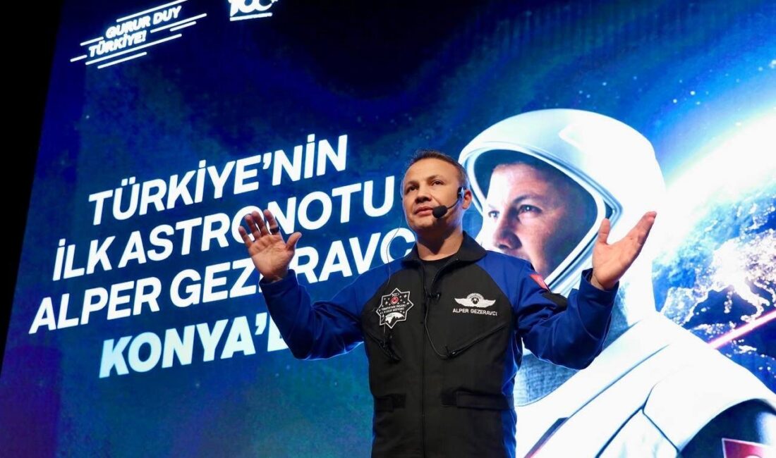 Türkiye’nin ilk astronotu Alper Gezeravcı Tuğgeneral oldu Türkiye’nin ilk Astronotu Alper Gezeravcı Yüksek Askeri Şura kararları sonrasında Tuğgeneral olduğu