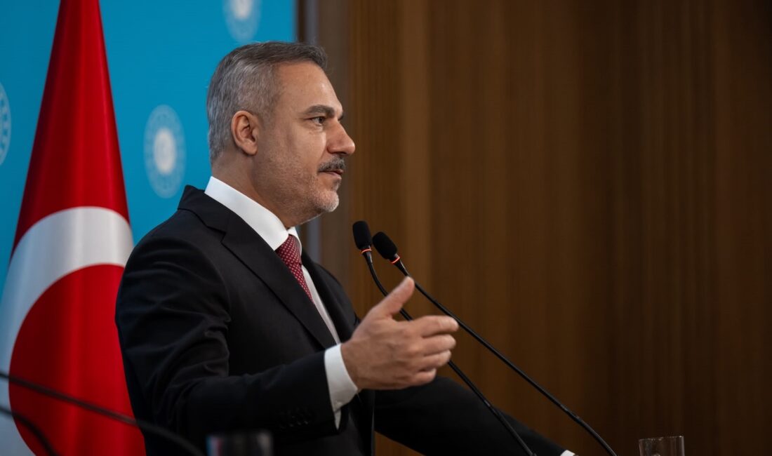 Dışişleri Bakanı Hakan Fidan, Suriye’deki bütün silahlı unsurların merkezi ve