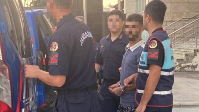 Mersin‘de bir tatil sitesinin yönetim kurulu başkanının, kasklı saldırgan tarafından