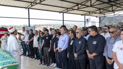 Mersin basınının deneyimli isimlerinden gazeteci Duygu Öksüz Canova, bir süredir tedavi