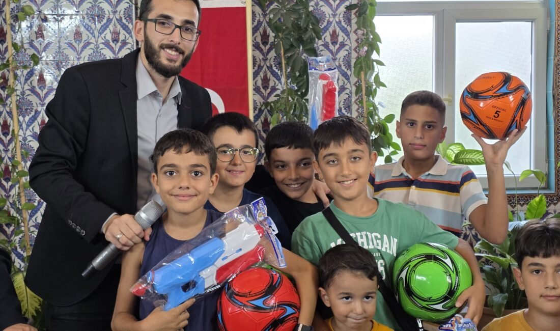 Mersin’de imam hatip olarak görev yapan Muhammed Doğaç, kendi imkanları