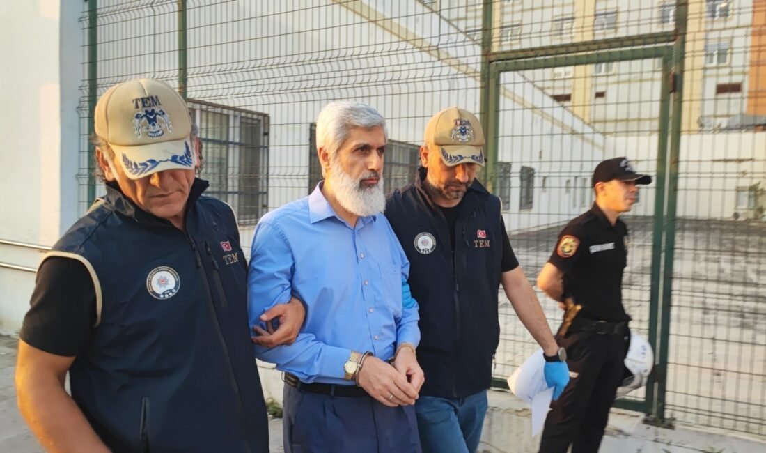 Adana’da Furkan Vakfı’na yönelik düzenlenen şafak operasyonunda, vakfın kurucu başkanı