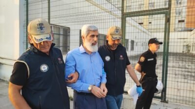 Adana’da Furkan Vakfı’na yönelik düzenlenen şafak operasyonunda, vakfın kurucu başkanı