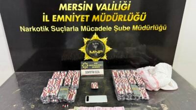 Mersin‘de polisin uyuşturucu tacirlerine yönelik düzenlediği operasyonda yakalanan şüphelilerden 2’si
