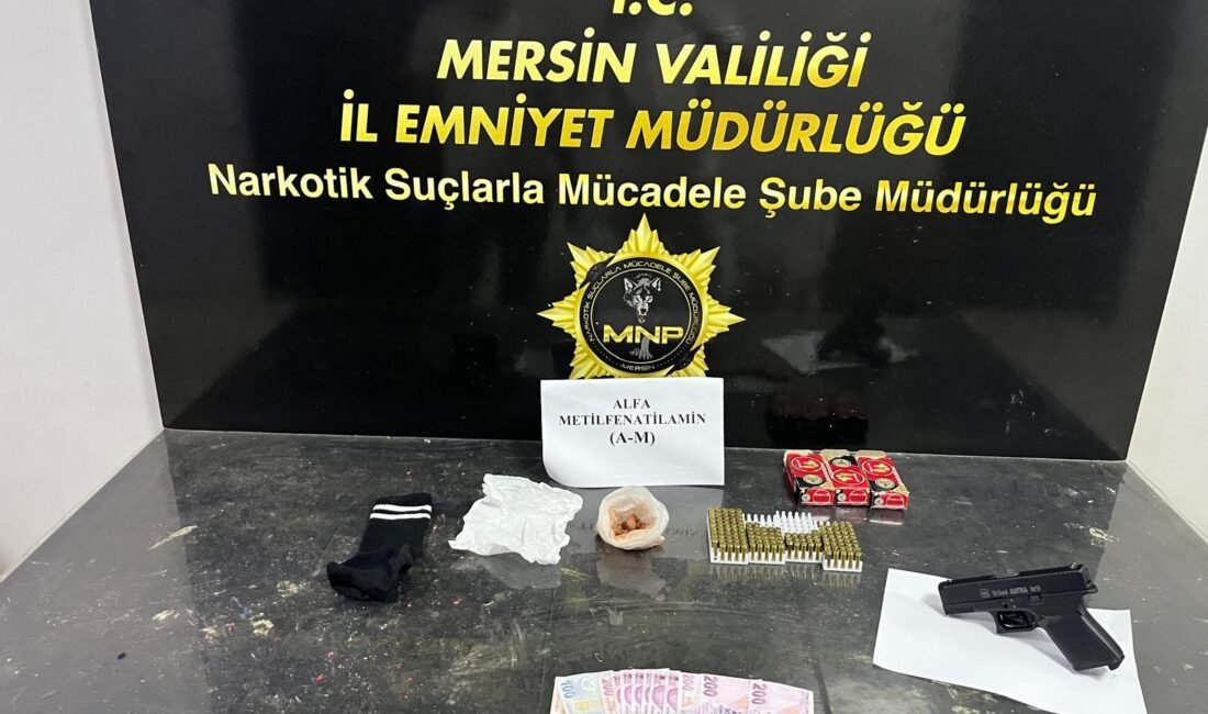 Mersin’de torbacılara yönelik operasyonda 4 şüpheli tutuklandı Mersin’de uyuşturucu madde ticareti yapan ve sokak satıcısı olarak tabir