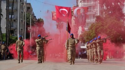 Mersin’de 30 Ağustos Zafer Bayramının 104. yıl dönümü, düzenlenen tören