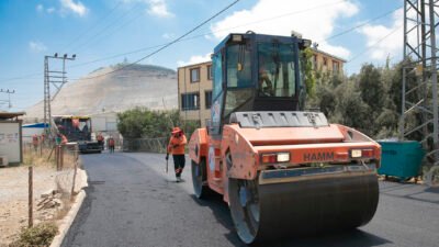 BÜYÜKECELİ’DE YAŞANAN YOL SORUNU BÜYÜKŞEHİR İLE TARİH OLDU Mersin Büyükşehir Belediyesi, Türkiye Belediyeler Birliği (TBB) ve Mersin Büyükşehir