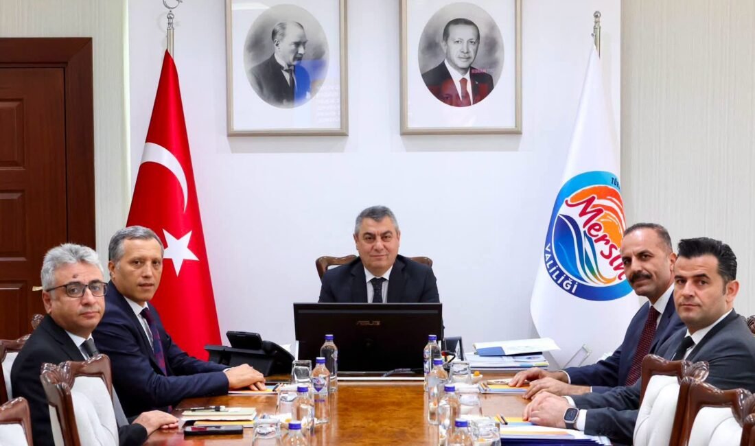 Mersin Valisi Atilla Toros’un başkanlığında, merkez ilçe Kaymakamlarının katılımıyla değerlendirme