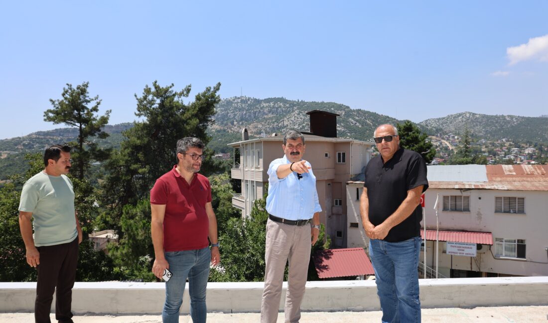 GÖZNE VE ÇEVRE MAHALLELER YENİ SOSYAL TESİSE KAVUŞUYOR Toroslar Belediye Başkanı Abdurrahman Yıldız’ın göreve gelmesinin ardından ilçe genelinde