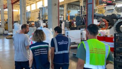 Akdeniz’i kirleten 23 tesise 47,5 milyon lira ceza Çevre, Şehircilik ve İklim Değişikliği Bakanlığı, Akdeniz Bölgesi’nde denizde ve