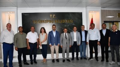 TGC, TGS, TÜRKYAYBİR,TYS ve PEN Türkiye: “İzmir Gazeteciler Cemiyeti ile dayanışma içindeyiz, gazetecilerin hakkını savunmak suç değildir” Beş basın, yayın ve yazar meslek örgütü, İzmir Gazeteciler Cemiyeti