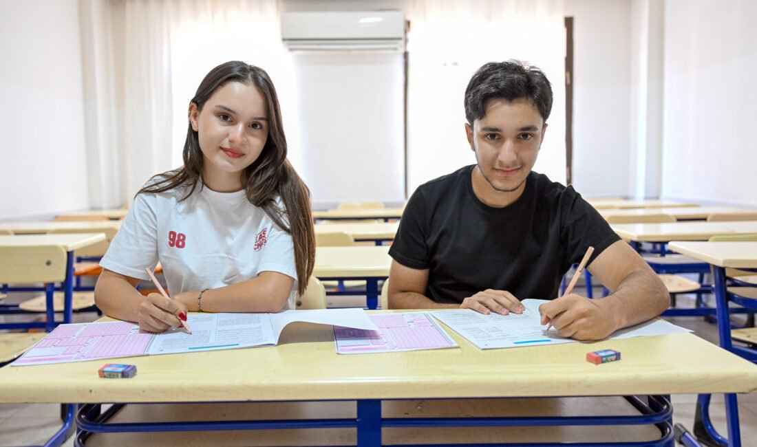 MERSİN BÜYÜKŞEHİR KURS MERKEZLERİ ÖĞRENCİLERİ YİNE BAŞARIYA TAŞIDI Mersinli gençlerin başarısına ve özgüvenine katkı sunan Mersin Büyükşehir Belediyesi,